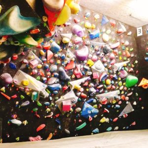 50 Off 新宿 ボルダリング Ever Free Climbing Gym エバーフリークライミングジム の体験料金を割引クーポンで安くする3つの方法 Buzzlog